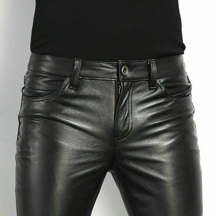 Svarta slim fit herrmyxor i modern streetwear stil för vardagsbyxor
