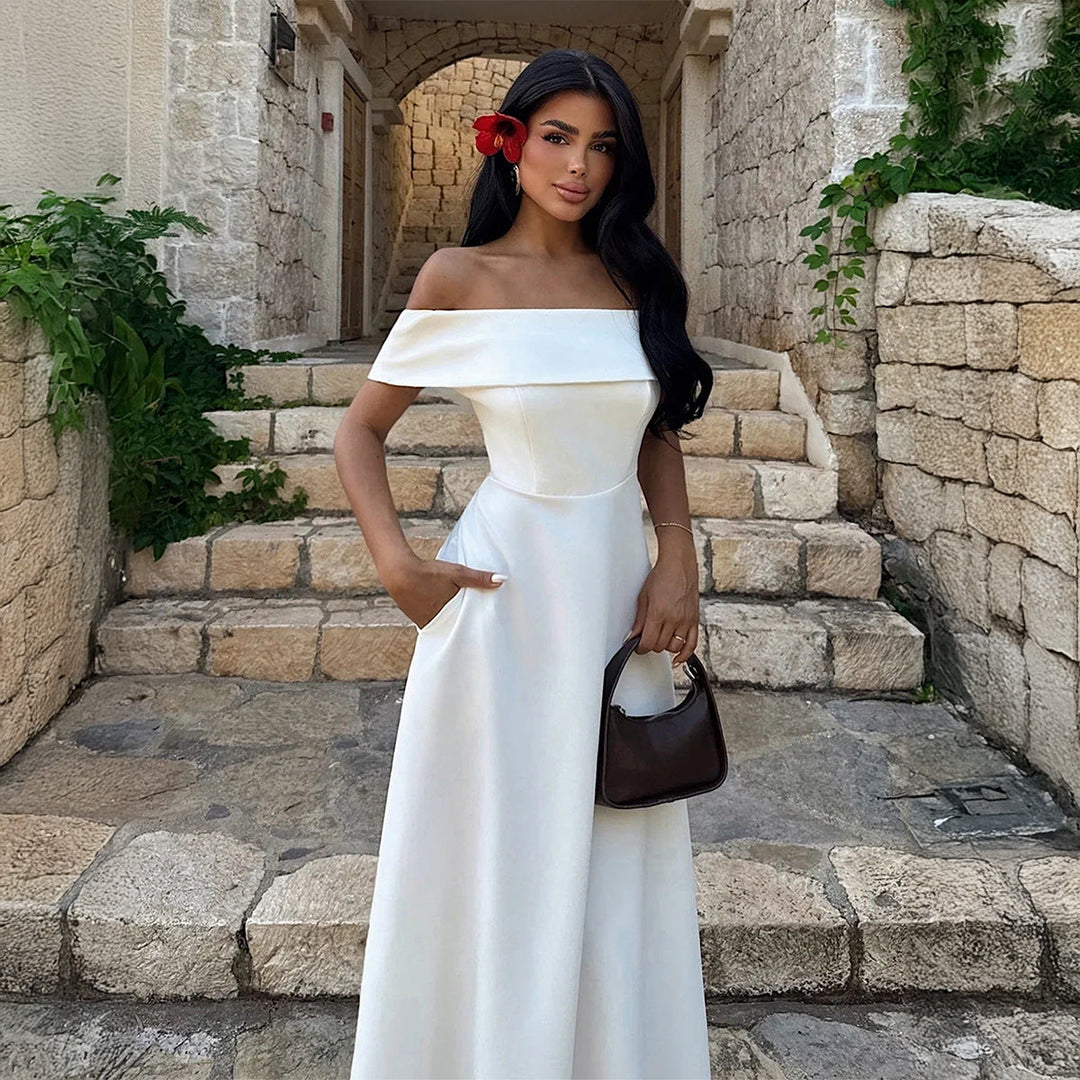 Vit off-shoulder maxiklänning med fickor för dam