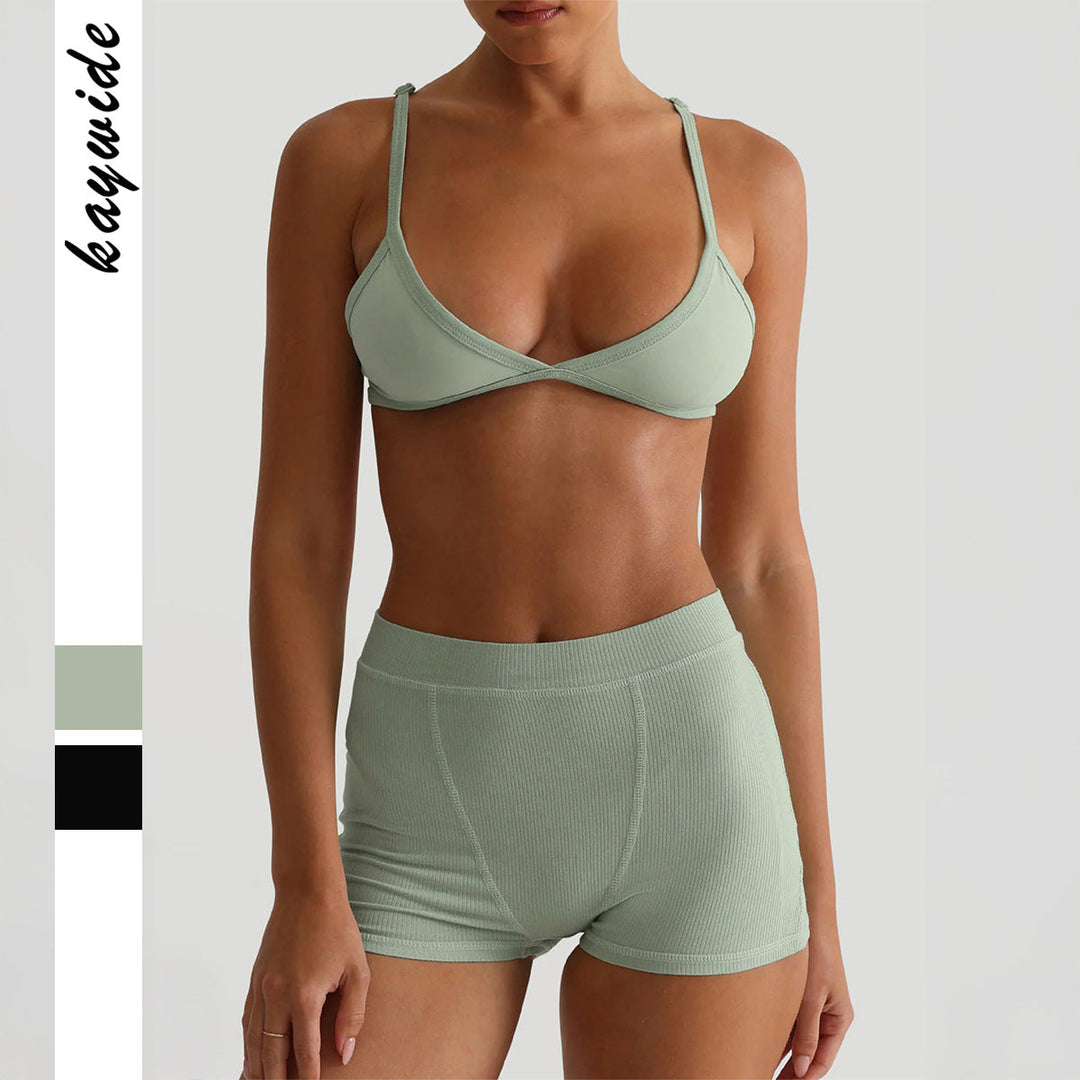 Dam sport-bh och shorts set i bohnengrön färg