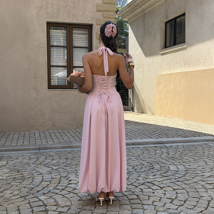 Rosa maxiklänning med snörning i ryggen bakifrån