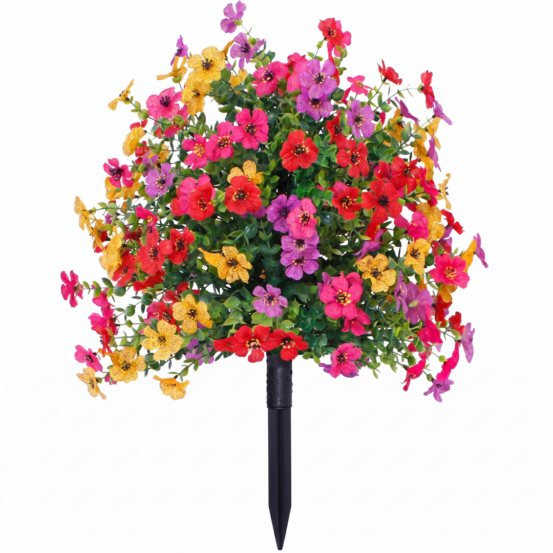 Väderbeständig konstblomma som dekoration på trädgårdsbord