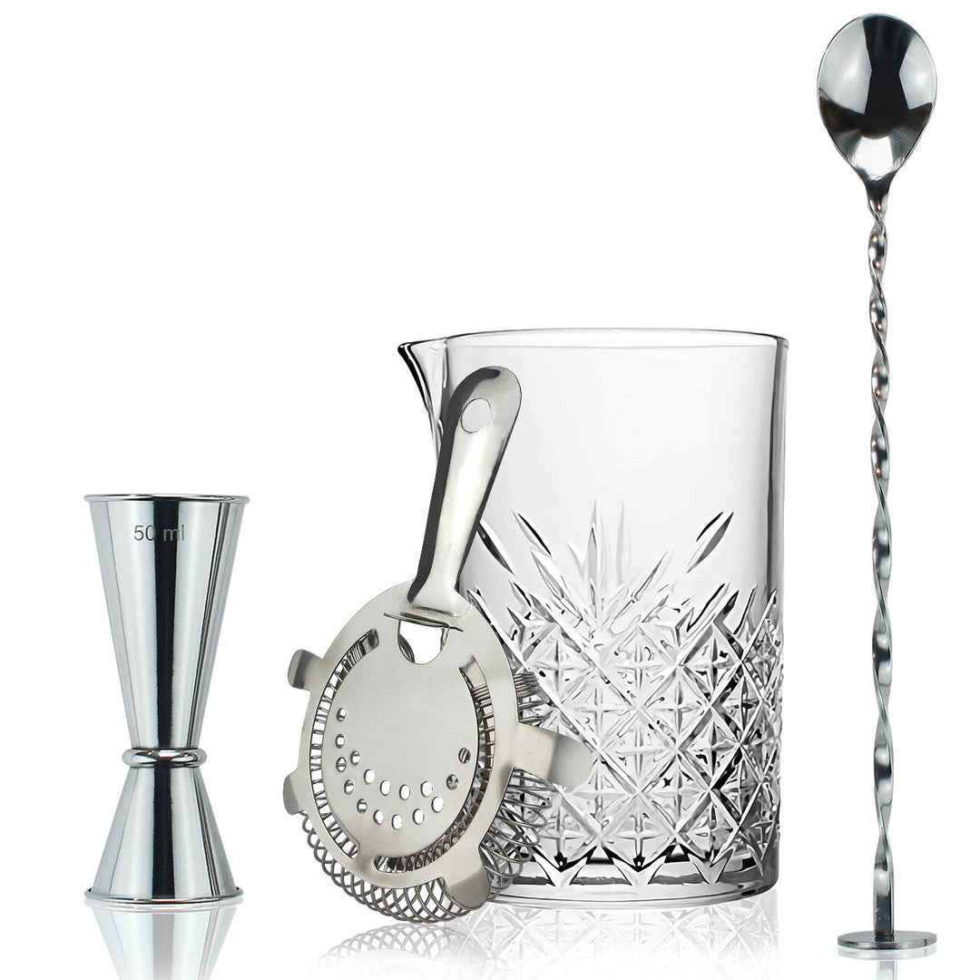 Komplett cocktailset med blandningsglas, jigger, barsked och strainer