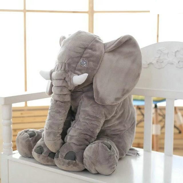 Grå plysch elefant kudde med fina detaljer