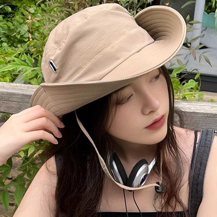 Unisex solhatt för vandring och strand med brett brätte för effektivt solskydd
