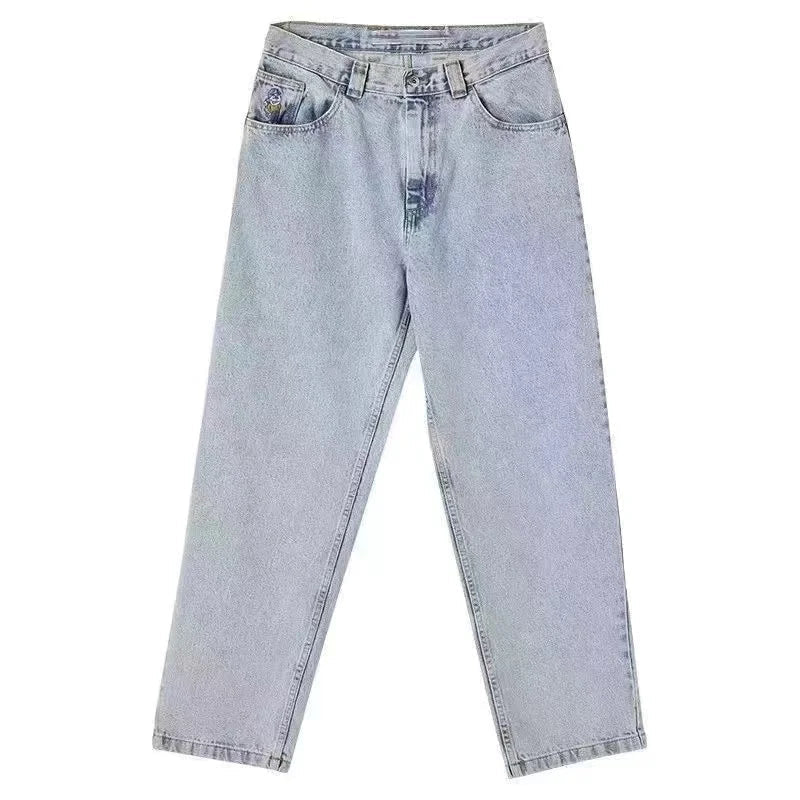 Etikett och invändig detalj på herrjeans i mjuk denimkvalitet