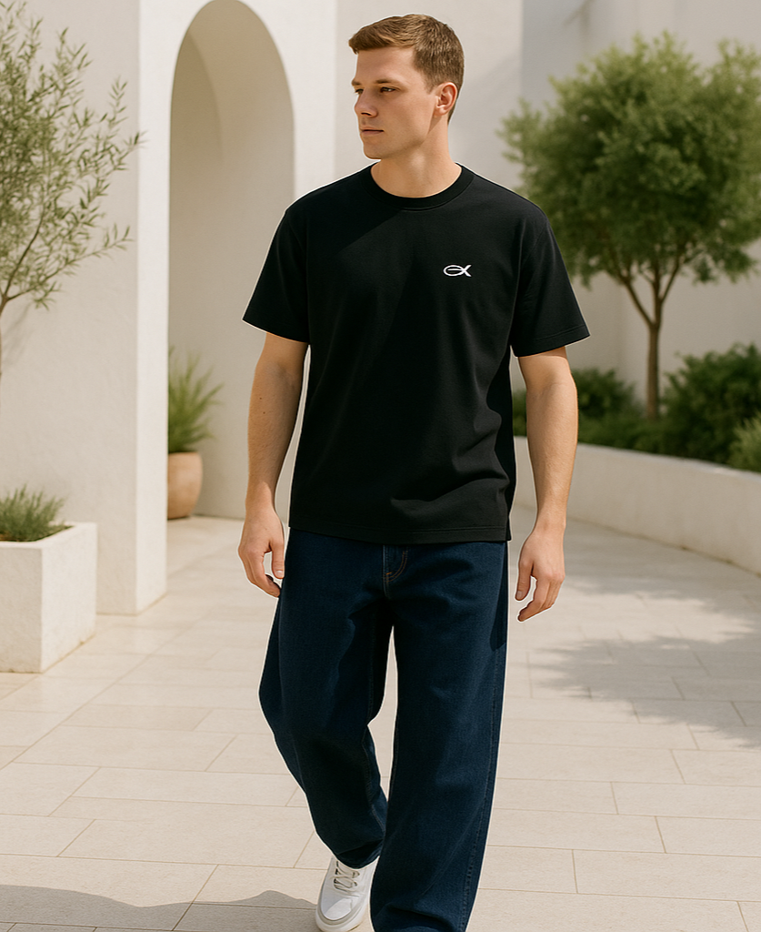 Baksida av baggy jeans med vida ben och praktiska fickor för herrmode