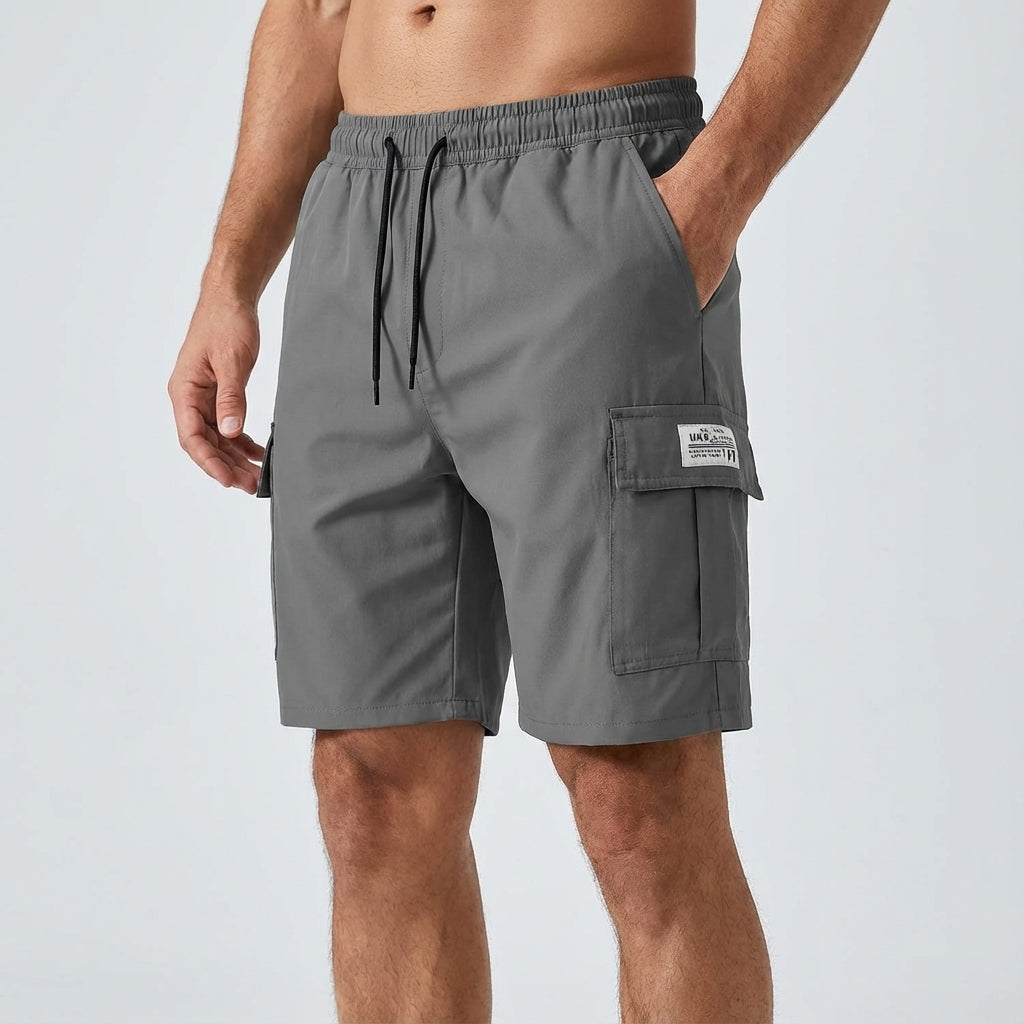 Snygga sommarshorts i cargomodell med dragsko och rymliga benfickor