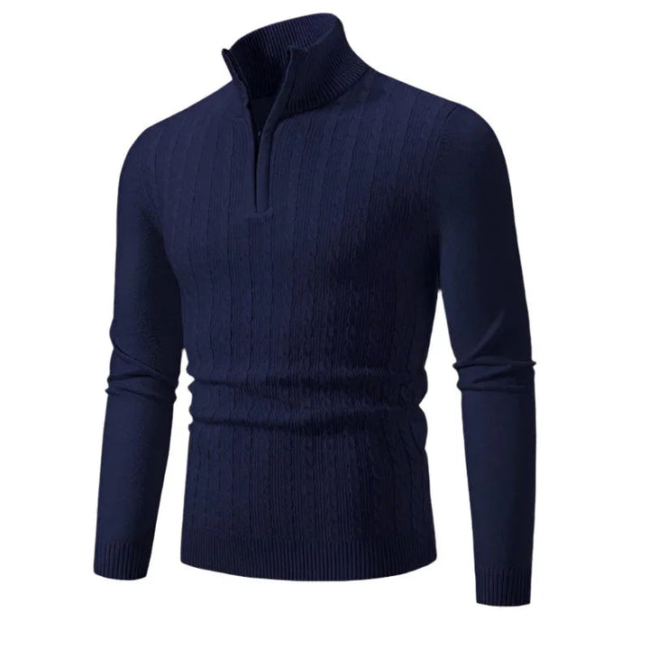 Modell som bser eleganta herrmodekläder i lager på lager-stil