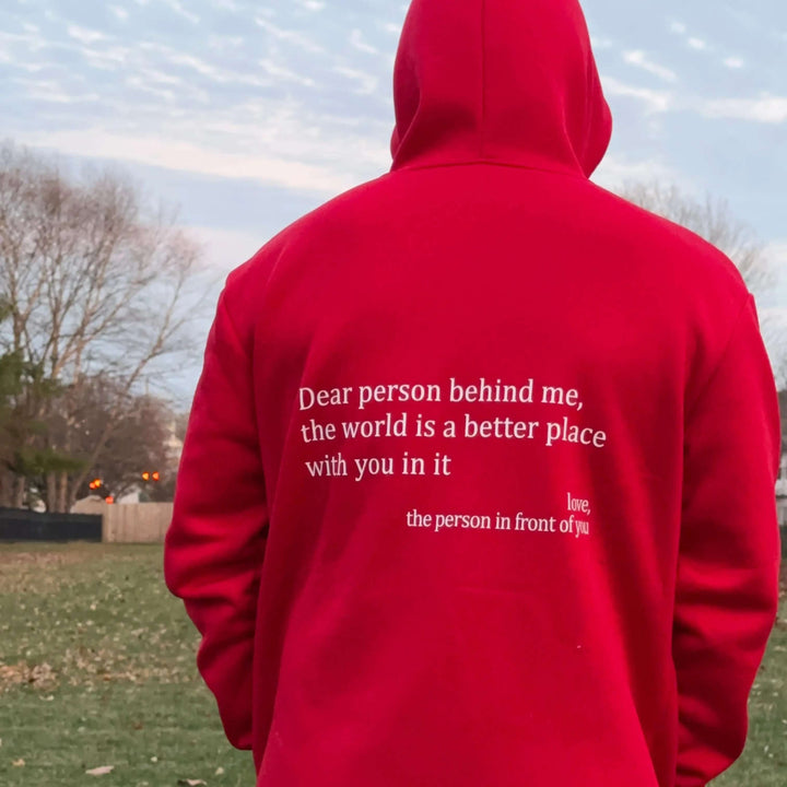 Snygg passform på lång hoodie för både dam och herr