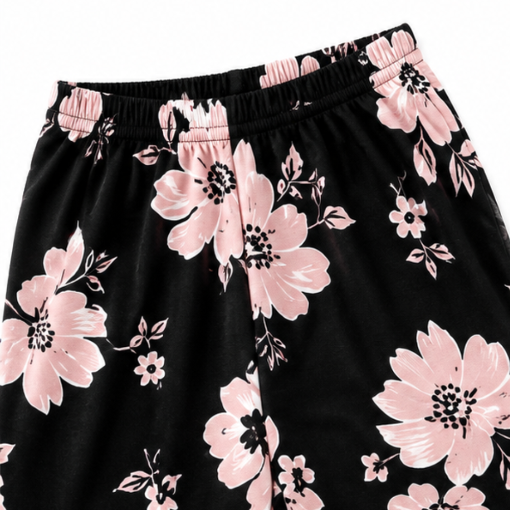 Bekvämt damset med vida byxor och stilren långärmad top för en avslappnad look