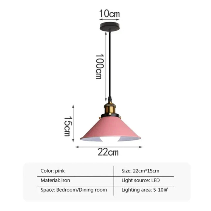 Snygg hängande lampa i retro stil över matplats