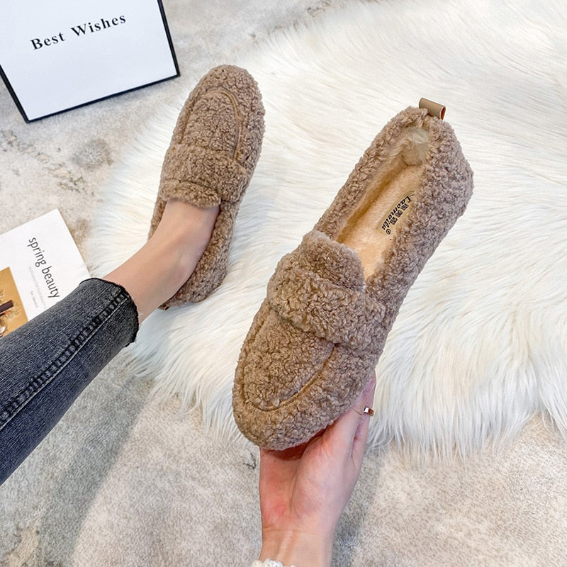 Grön jadefärgad slip-on dam skor med mjuk insida och säker sula