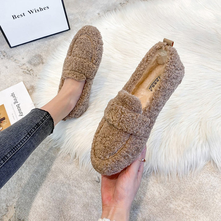 Grön jadefärgad slip-on dam skor med mjuk insida och säker sula