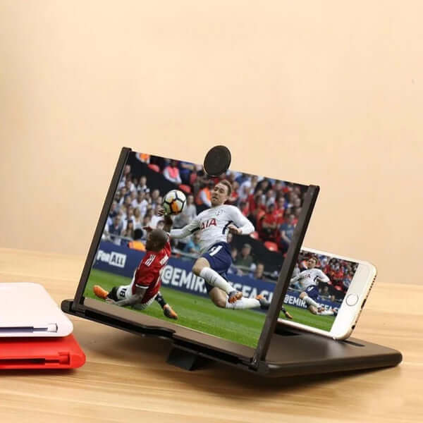 Svart mobil skärmförstoring med fotbollsmatch på displayen