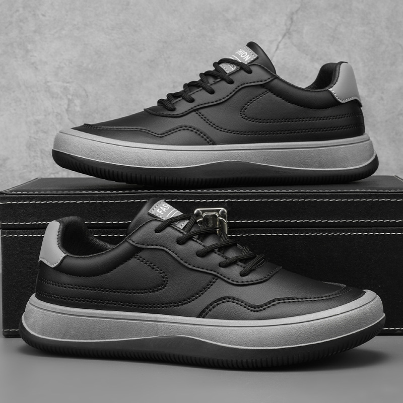 Behändiga herrsneakers i neutral stil för alla tillfällen