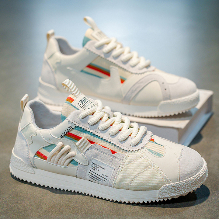 Moderne sneakers med klassisk retrodesign