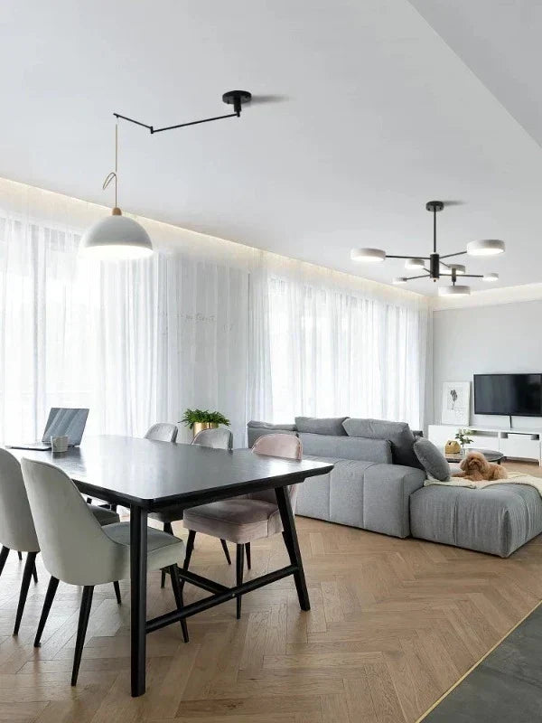 Stilren taklampa med justerbar funktion för modern inredning
