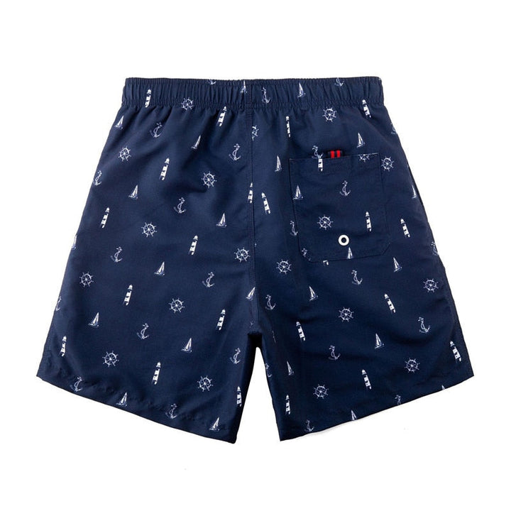 Mänskliga badshorts bakifrån som visar passform och snygg design.
