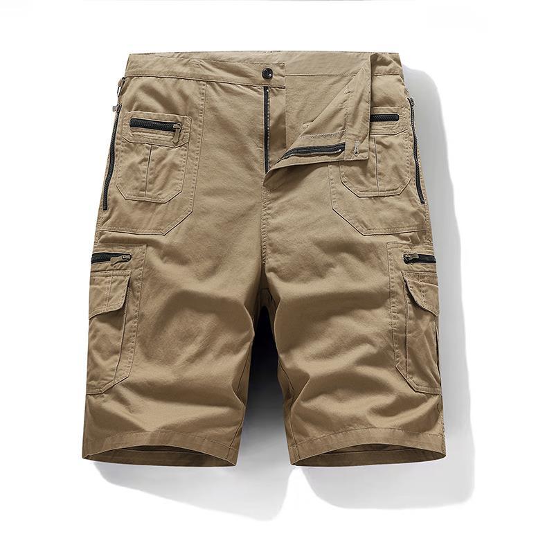 Terracottafärgade cargoshorts för herrar med rymliga fickor, perfekt för sommar och vardag