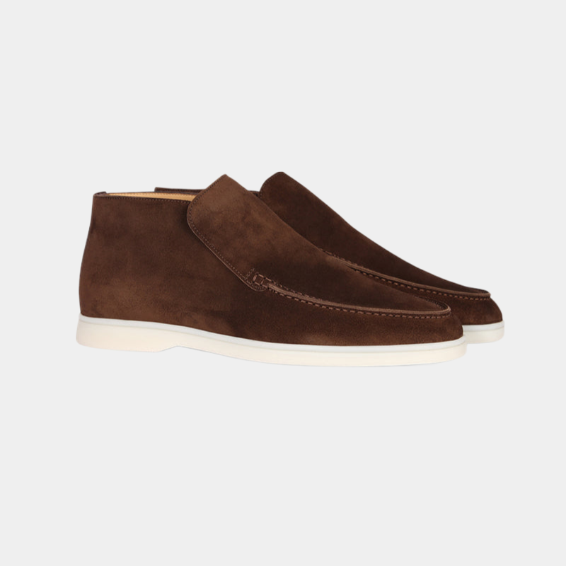 Moderna loafers för män i stilren design och jordnära ton