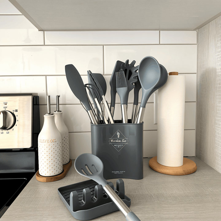 Grå KitchenPro silikon köksredskap 12 delar komplett set med hink