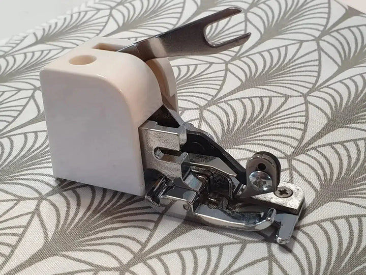 Tryckfot för overlock
