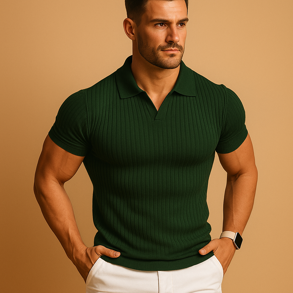 Man iklädd mörkgrön slim fit-pikétröja i modern design