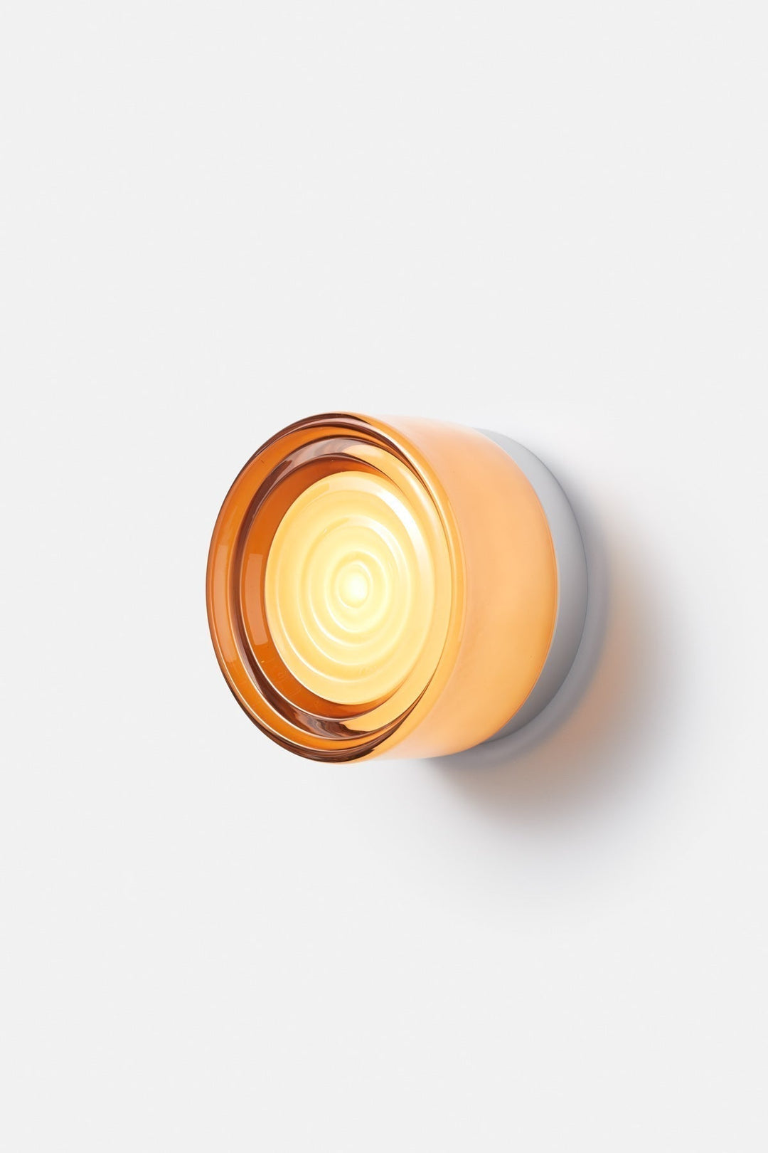 Svart vägglampa för utomhusbelysning med räfflat glas och LED