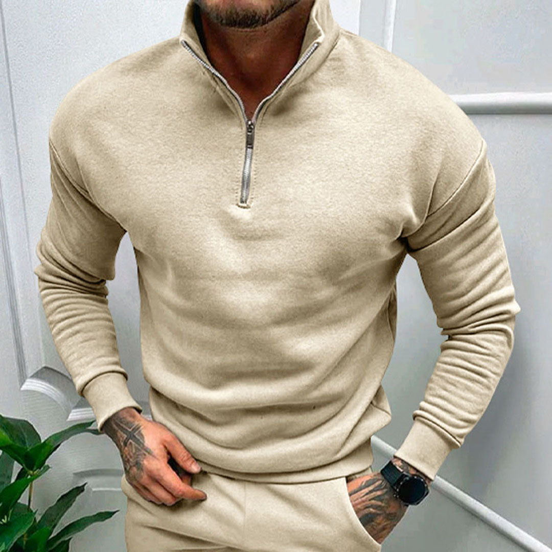 Beige herrtröja med halvdragkedja i modern modell