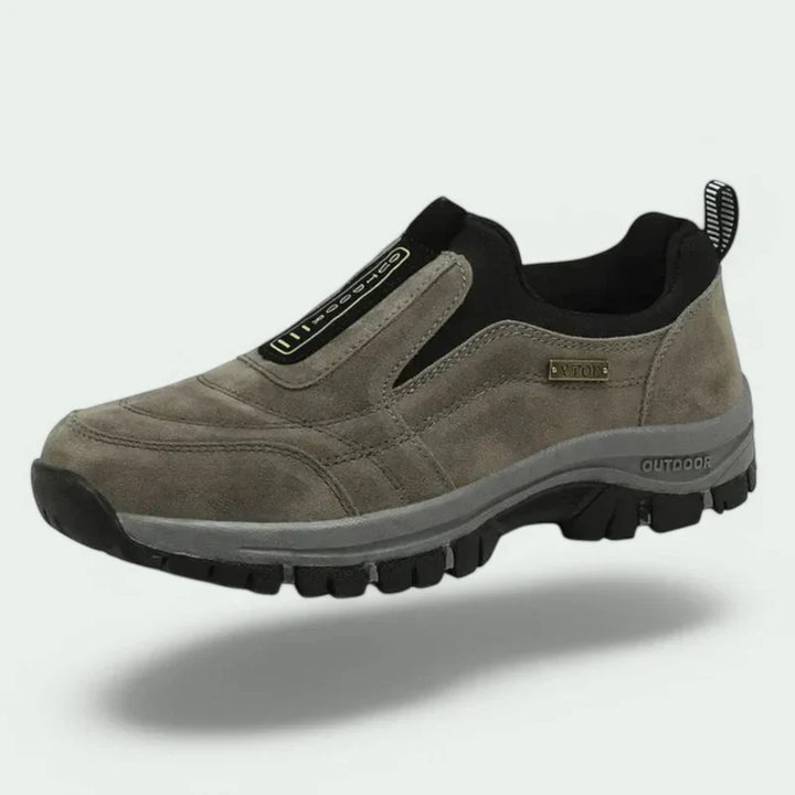 Grå slip-on-sneakers för vardagsbruk och utomhusaktiviteter
