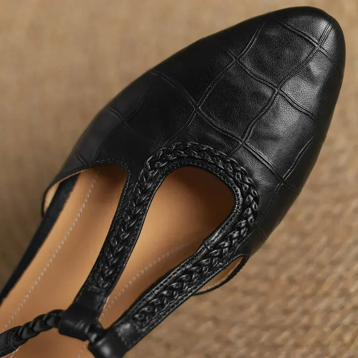 Stilrena bruna Mary Janes skomodell i modern design