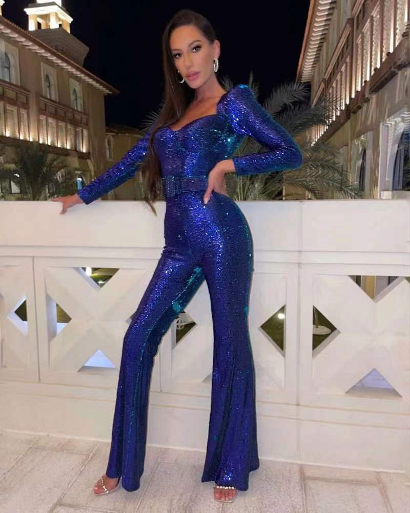 Baksida av damernas paljett- och glitterjumpsuit för cocktailkvällar
