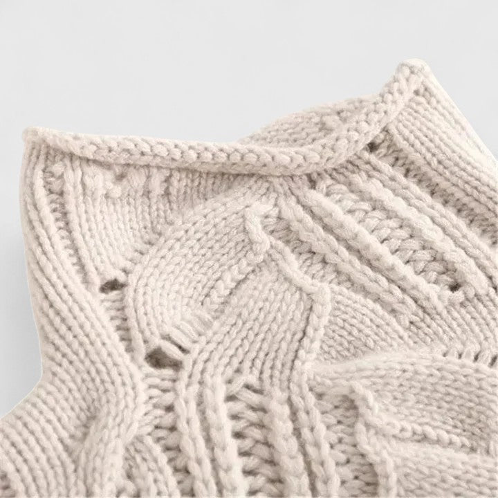 Elegant beige stickad damtröja för vardagsmode och kyliga höstdagar