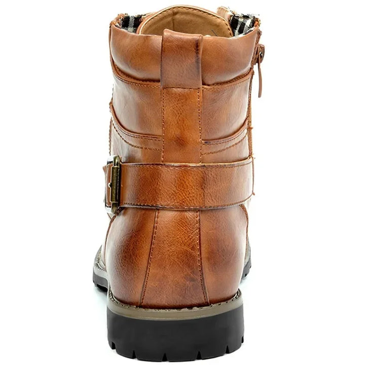 Stabila vinterskor för herr i mörkt läder med klassisk design