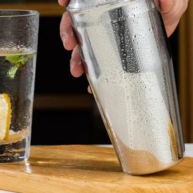 Cocktailshaker i rostfritt stål med mäterglas för hemmabaren