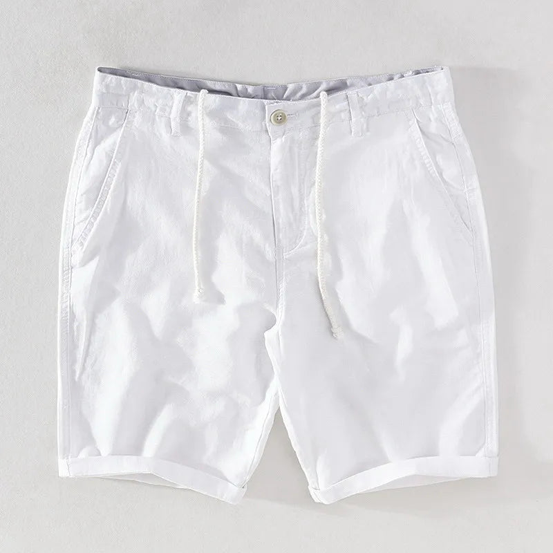 Snygga strandshorts för herr i beige färg med praktiska fickor