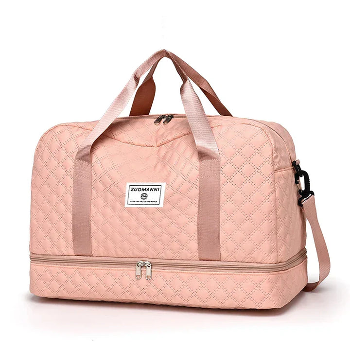 Handbagage med slitstark yta och rymlig interiör för weekend