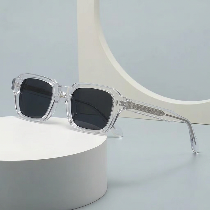 Fyrkantiga unisex solglasögon med transparent båge och mörka linser bakifrån