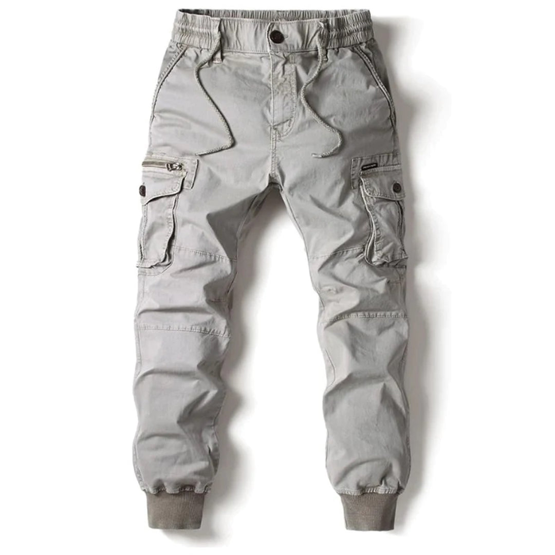 Tapered cargo byxor i herrmodell med uppvikta benslut