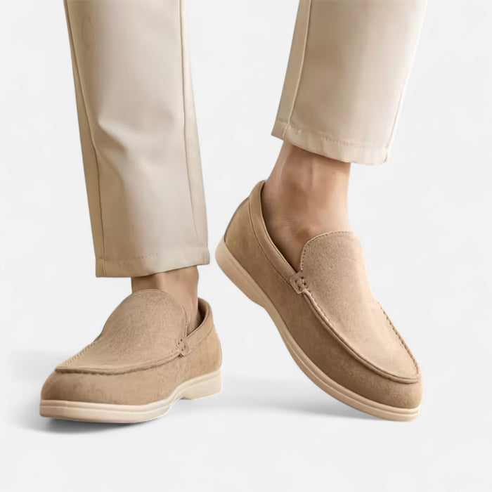 Elegant uppsättning av herrskor i slip-on design i olika färger