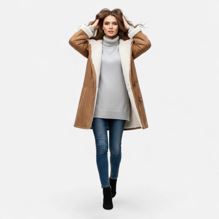 Sista översiktsbilden på elegant damjacka med huva