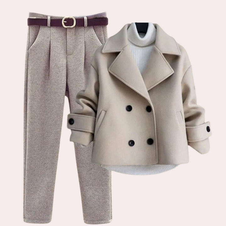 Brun damvinteroutfit 3-delat set med polotröja, jacka och matchande byxor