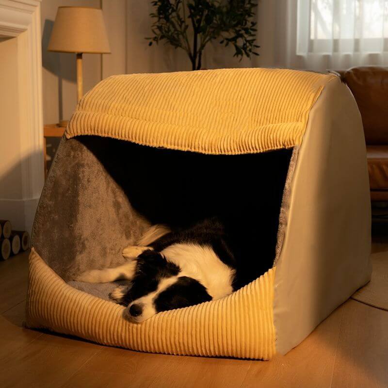 Varm hundbädd med ergonomisk design för optimalt stöd