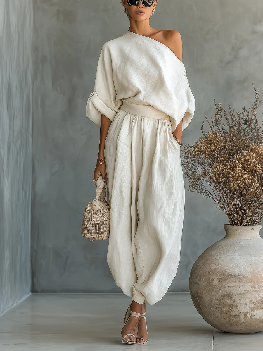 Dam i elegant off-shoulder 2-dels set i off-white