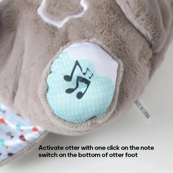 Närbild på den broderade fotsulan med musiksymbol som aktiverar funktionerna
