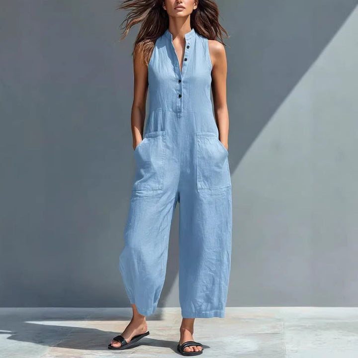 Himmelsblå ärmlös sommarjumpsuit med praktiska fickor