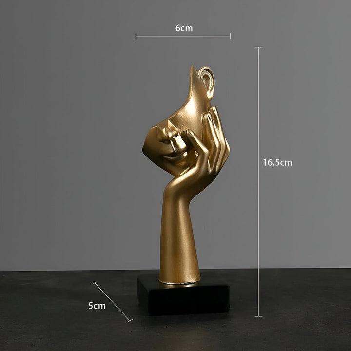 Dekorativ hartsfigur: Abstrakt skulptur Nordic Mind, modern design som bordsdekoration.