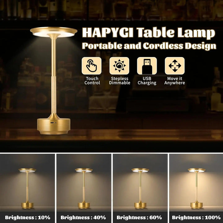 Trådlös bordslampa tänd i ett mörkt rum för mysig och funktionell belysning