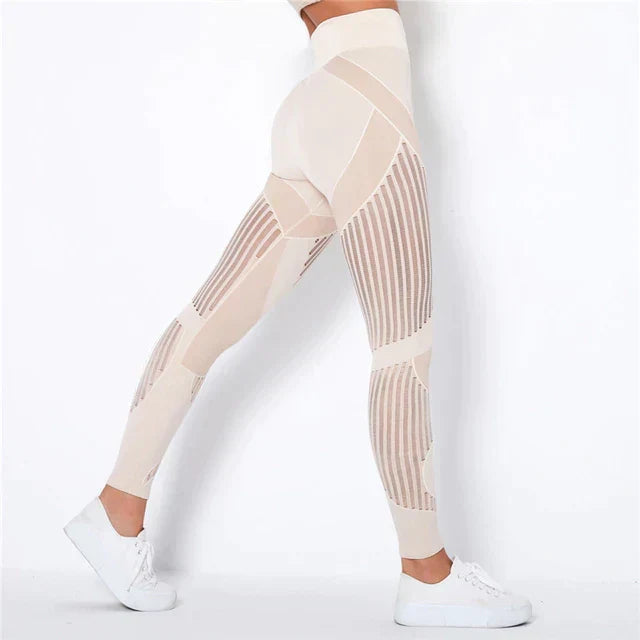 Sömlösa träningsbyxor och sportleggings som ger stöd och komfort