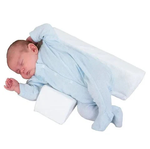 Lättanvänd antirullkudde för alla årstider. Justerbar babykudde för säker sidoposition för nyfödda.